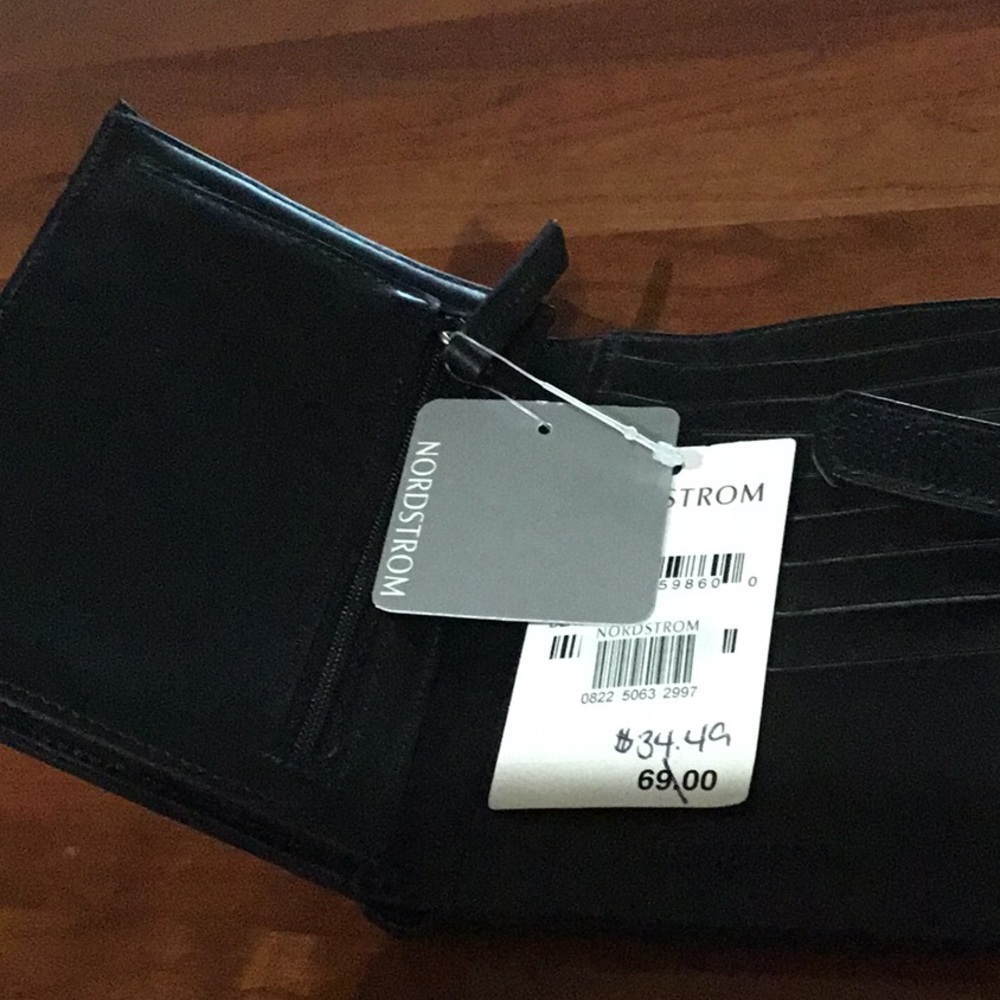 Brand new wallet